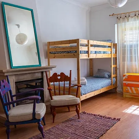 Bed and breakfast Mr Ziggy's Surfhouse Costa da Caparica