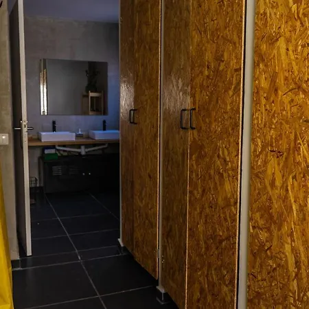 Mr Ziggy's Surfhouse 2*