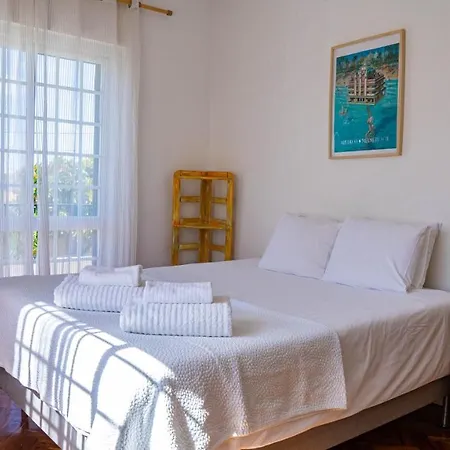 Bed and breakfast Mr Ziggy's Surfhouse 2*