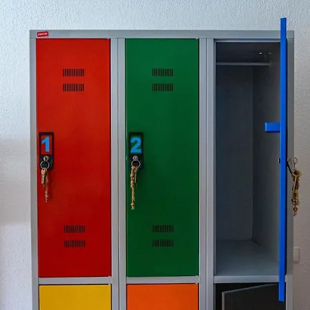 Mr Ziggy's Surfhouse 2*