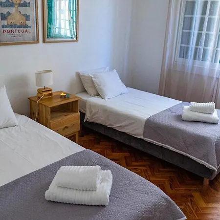 Mr Ziggy's Surfhouse Bed & Breakfast 2*