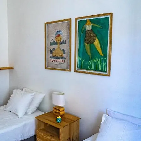 Mr Ziggy's Surfhouse Couette-café 2*