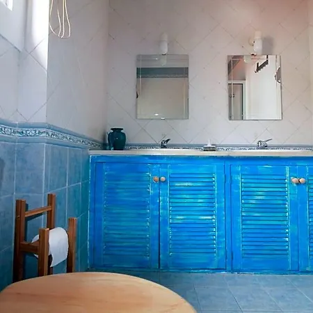 Mr Ziggy's Surfhouse Couette-café 2*