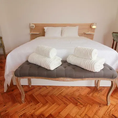 Bed & Breakfast Mr Ziggy's Surfhouse Costa da Caparica