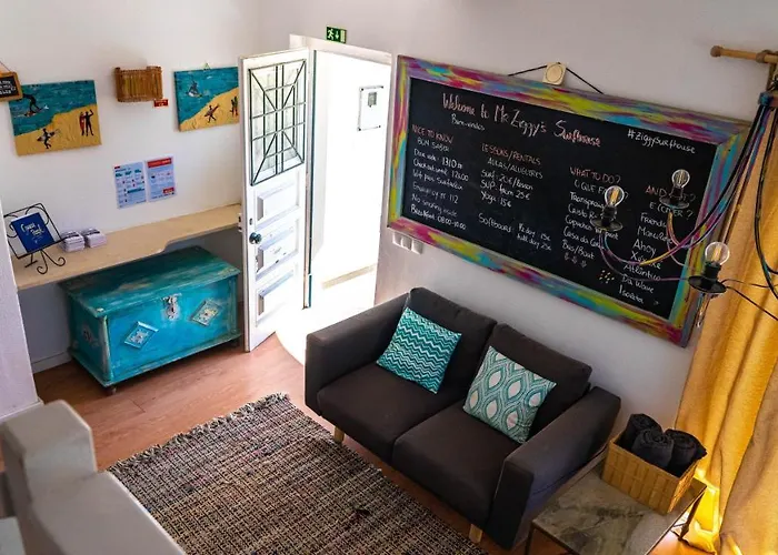 Mr Ziggy's Surfhouse Bed & Breakfast Costa de Caparica