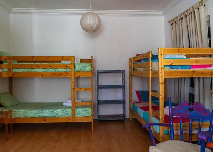 Bed & Breakfast Mr Ziggy's Surfhouse Costa de Caparica
