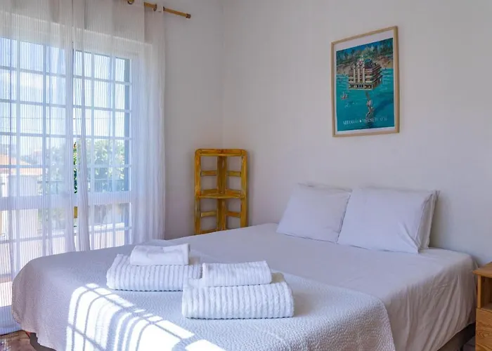 Mr Ziggy's Surfhouse Bed & Breakfast 2*